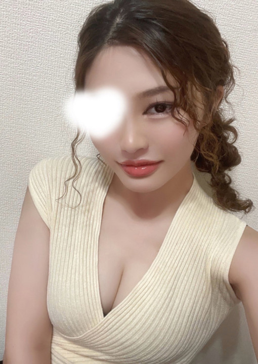 加賀美　せれな